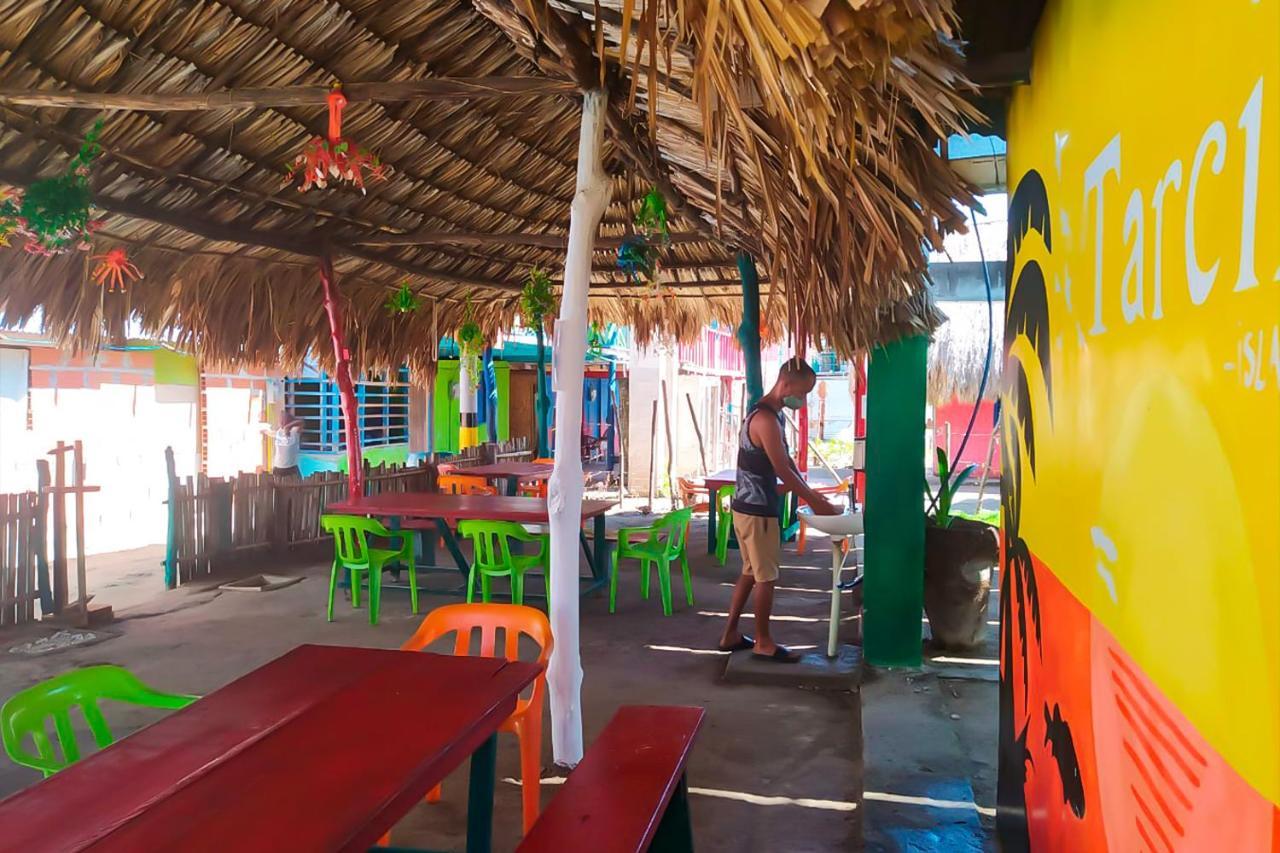 Puerto Caracol Isla Mucura Hotell Exteriör bild